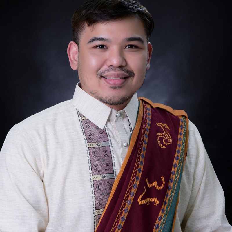 Roberto B. Figueroa Jr. - Faculty Of Information And Communication Studies